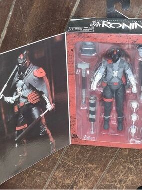 Neca The Last Ronin Ultimate night watcher Casey Jon